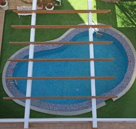 Ξενοδοχείο Palmira 3*